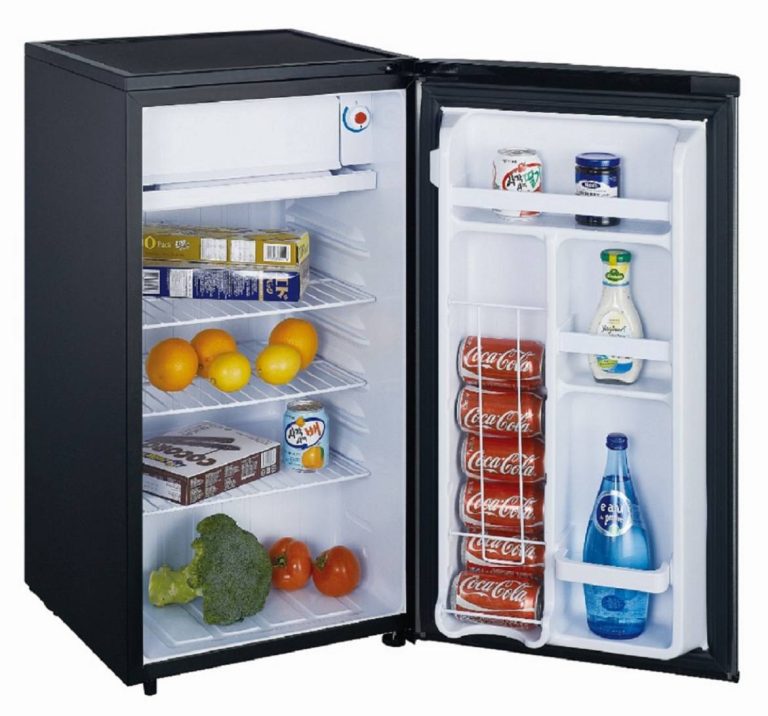 Mini fridge Walmart in 2022